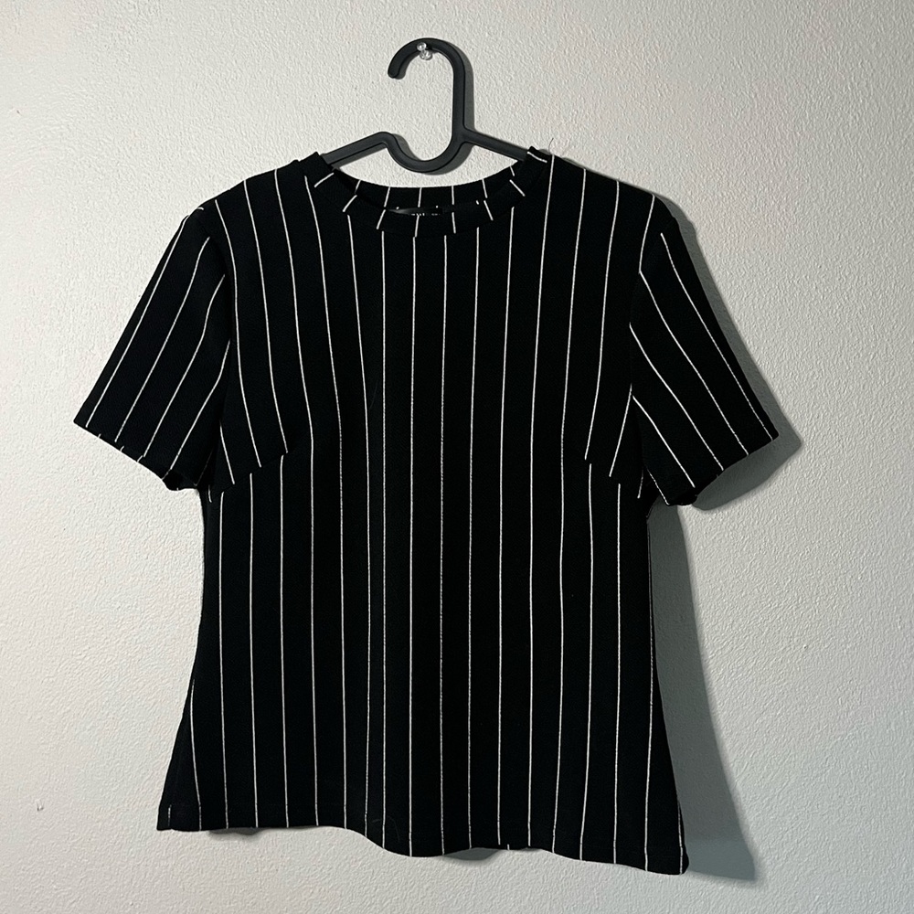 SHEIN Tee
